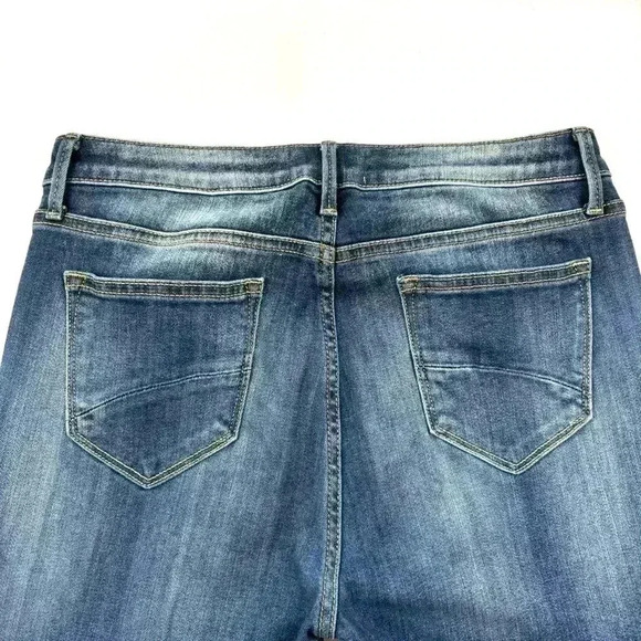 Driftwood Colette Stretch Denim Embroider Cuff Crop Straight Leg Jean Size 30 - Picture 9 of 16